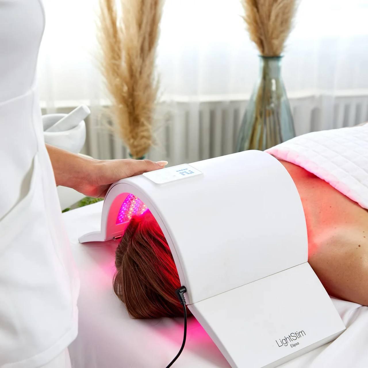 Red Light Therapy - Silent Moment Massage